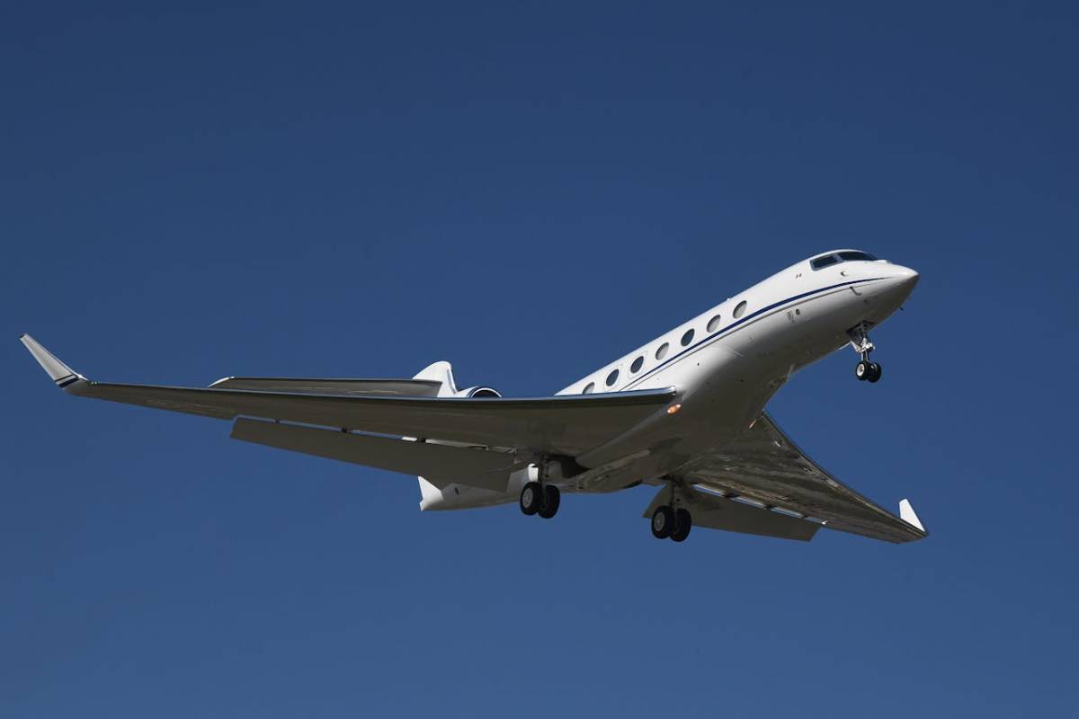 Aircraft Lease